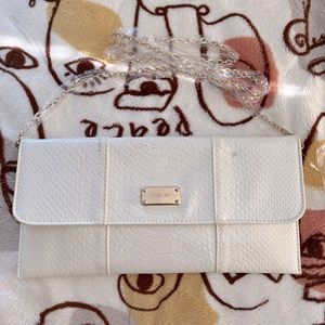 ✨SALE✨Beautiful Nine West Snake Clutch/Purse